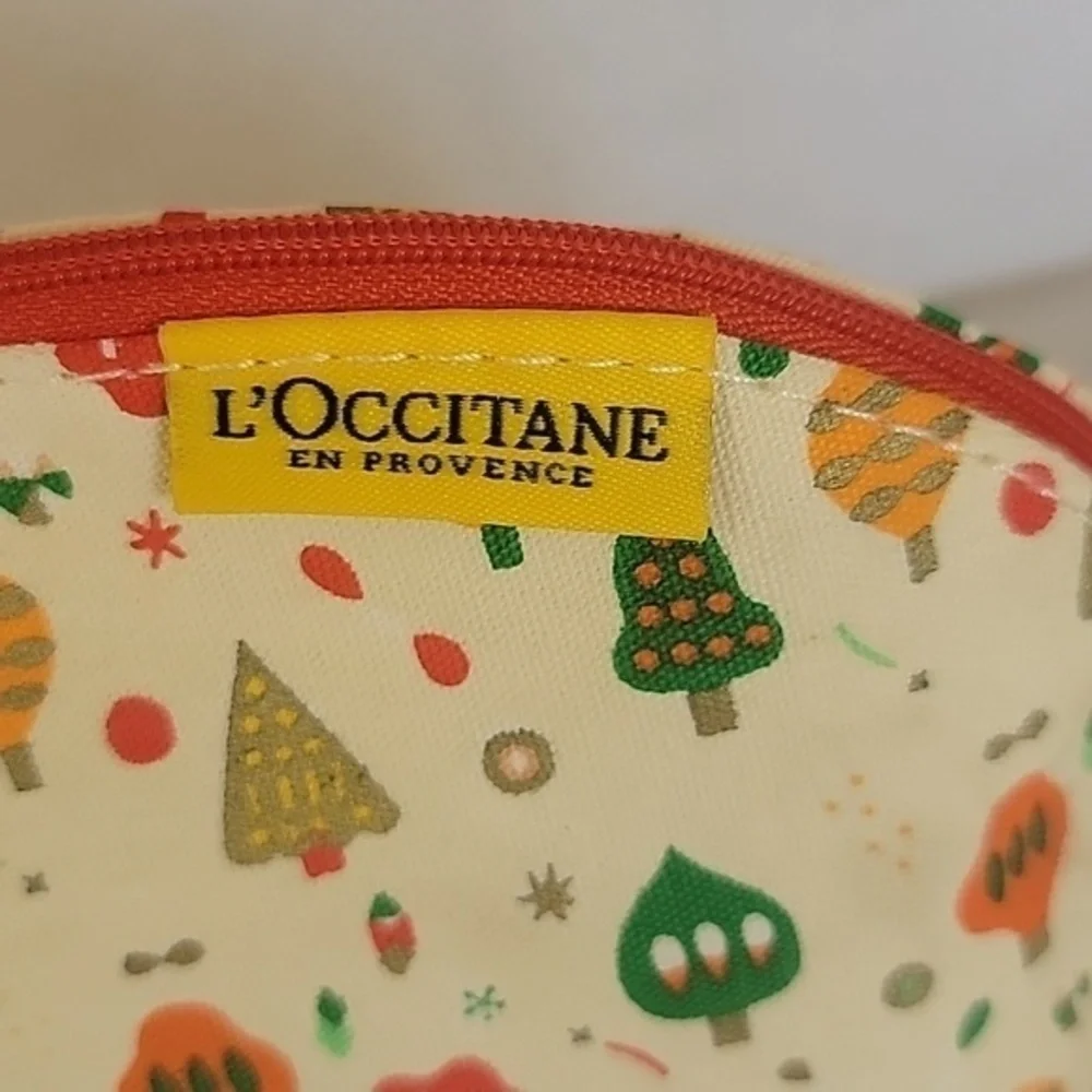 NEW - L'OCCITANE EN PROVENCE COSMETIC‎ BAG
